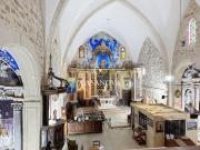 Atypique: Chapelle avec bâtisse attenante et piscine...