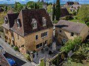Au cÅur de la bastide, une propriété rare et pleine de...