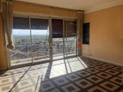 AU COEUR DE LA COTE PAVEE. APPARTEMENT 6 PIECES A RENOVER