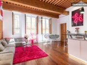 Au coeur du vieux Lyon, Tour rose