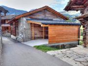 Au coeur du village, beau potentiel pour cette grange à...
