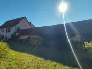 A 15 minutes des commodités, au coeur d'un village...