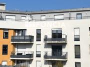 Au pieds de la gare rer