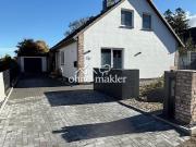 Aufwendig renoviertes Einfamilienhaus in Heide / OT...