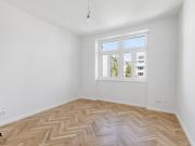 Augarten vor der Haustüre – Charmante 3 Zimmer Wohnung...