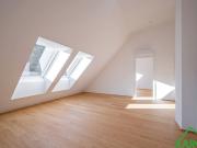 AUHOFSTRAßE VILLA AUHOF Dachgeschosswohnung mit...