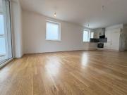 Ausgezeichnete 3 Zimmer Wohnung mit Terrasse und kleinem...