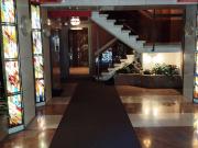 Außergewöhnlich möblierte 5 Zimmer Wohnung im 5. Stock...