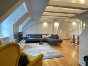 AUßERGEWÖHNLICH STUDIO IM STADTPALAIS