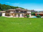 Außergewöhnliche Eigenschaft