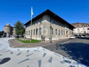 AUSSERGEWÖHNLICHE LAGE AM SEE