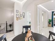 Außergewöhnliche Maisonette mit Terrasse & Wellness in...