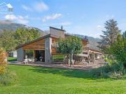 Außergewöhnliche maßgeschneiderte Villa Außergewöhnliche...