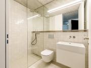 AUSSERGEWÖHNLICHER WOHNRAUM IN ZEITGENÖSSISCHER ARCHITEKTUR