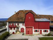 Aussergewöhnliches Anwesen im Herzen des Dorfes St Livres