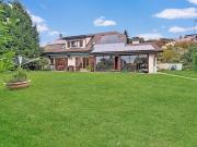 Außergewöhnliches Haus – Autonom, profitabel und mit...