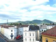 AUSSERGEWÖNLICH TERRASSENWOHNUNG MIT 2 GARAGEN UND...