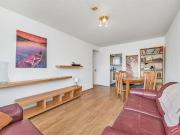 Austin Road, London SW11 3 bed flat to rent £2,900 pcm...
