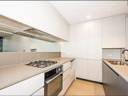 AUSTRALIAN LUXURY THAT FEELS LIKE HOME – IN THE HEART OF...