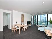 Australis: Two Bedroom in the Heart of Melbourne!