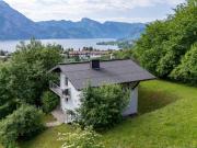 Auszeit am Traunsee Haus mit Ausblick auf Berge und See