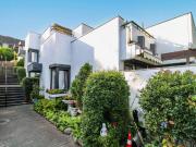 Autark wohnen im Erdgeschoss mit grosszügiger Terrasse... Autark wohnen im Erdgeschoss mit grosszügiger Terrasse...