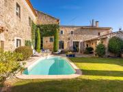 Authentique maison de village avec jardin clos et piscine