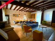 Authentique maison en pierre avec piscine et dépendances...