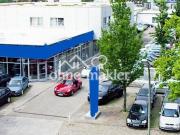 Autohaus Showroom Werkstatt Waschstraße Aufbereitung Büro