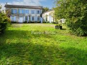 Aux confins de la Charente et de la Charente Maritime, à...