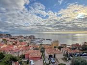 Aux portes de Monaco – Trois pièces avec vue mer, balcon...