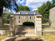 Aux portes de Rennes – Château de presque 394 m² plus...