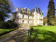 Aux portes de Rennes Château du XIXème 450 m² habitable....