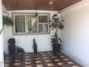 AV1518 Excelente Casa para disfrutar grande sobre 3 predios