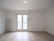 Av.de Luserna, Attic 5.5 pcs 106m2 on the 7th floor