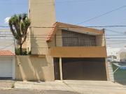 AV. GRAL. JOAQUÍN COLOMBRES