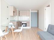 Av. Inglaterra 1280 1 Est [2635 4]