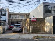 AV. INGLATERRA CASA EN VENTA A 500m DE LA MINERVA...