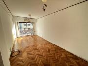 Av. La Plata y Rivadavia Departamento de 3 ambientes en...