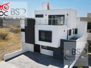 AV/ RENTA CASA LA RESERVA VALLE DE JURIQUILLA QUERETARO