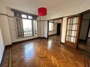 Av. Rivadavia al 6800 Departamento de 4 ambientes con...