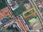 Av. Samborondon Vendo lote esquinero de 6.500 Mt2
