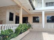 Av Tancredo Neves, casa para fins comerciais, vendo com...