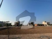 Avail Yourself A Great Prime Location 5 Marla...