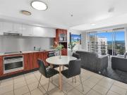 Available 2 12 weeks Only, Fully Furnished, Bills Included