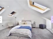 Available April 1st 2 Bed flat in Chiswick