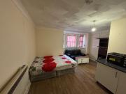 Available Modern Fully Furnished Studio Flat in Cromwell...