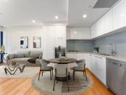 SOLD BY THE JESS NGUYEN TEAM!