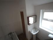 Discover this charming 1 bedroom flat on St Thomas Road,...