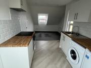 Available Now, Large 1 Bed Flat |10 Min to Beach